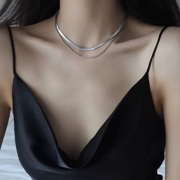 🍒 KARI Snake Chain Layer Necklace - Picture 6 of 11